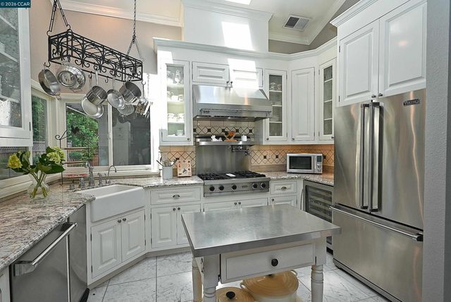 131 Shoshone Court, Danville, CA 94526