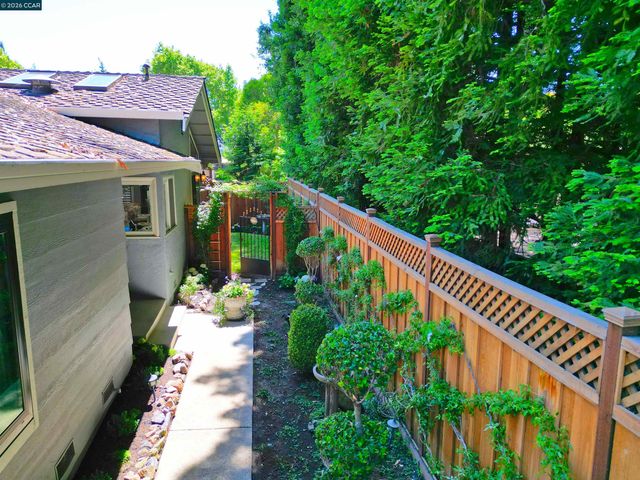 131 Shoshone Court, Danville, CA 94526