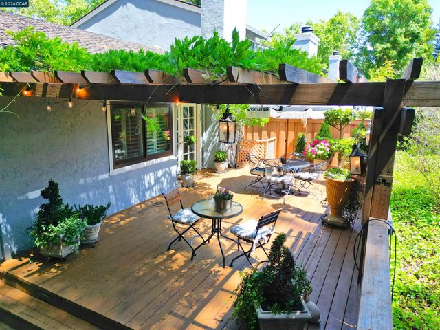 131 Shoshone Court, Danville, CA 94526