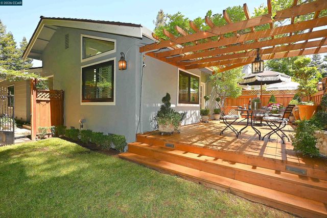 131 Shoshone Court, Danville, CA 94526