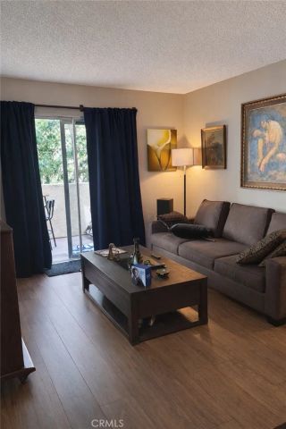 13080 Dronfield 80, Sylmar, CA 91342