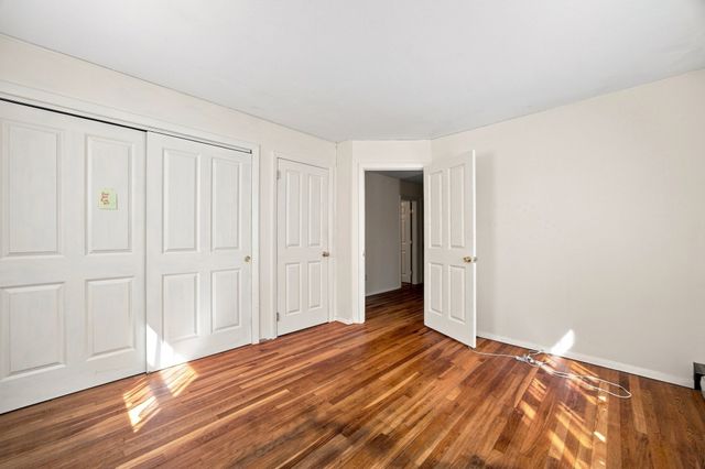40 Lake St., Northampton, MA 01062