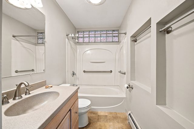 40 Lake St., Northampton, MA 01062
