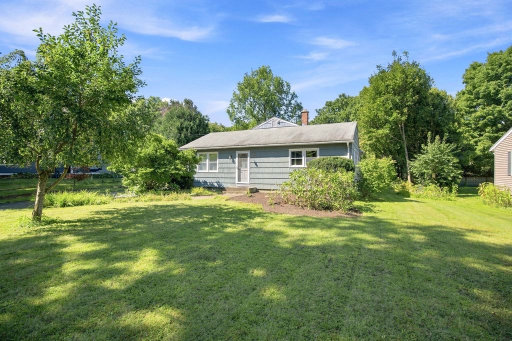40 Lake St., Northampton, MA 01062