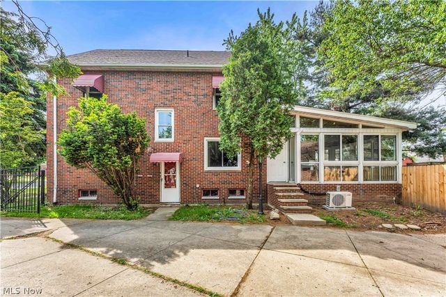 924 E 214th Street, Euclid, OH 44119