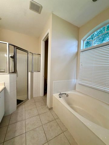 5684 Via De La Plata Circle, Delray Beach, FL 33484