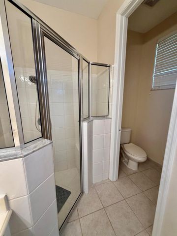 5684 Via De La Plata Circle, Delray Beach, FL 33484