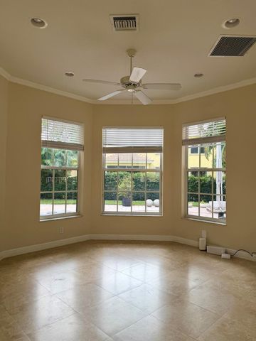 5684 Via De La Plata Circle, Delray Beach, FL 33484