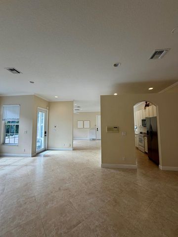 5684 Via De La Plata Circle, Delray Beach, FL 33484