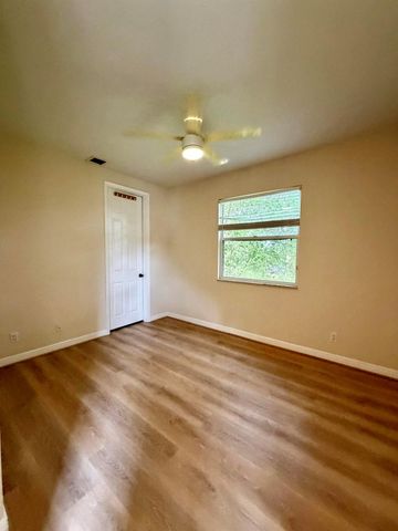 5684 Via De La Plata Circle, Delray Beach, FL 33484