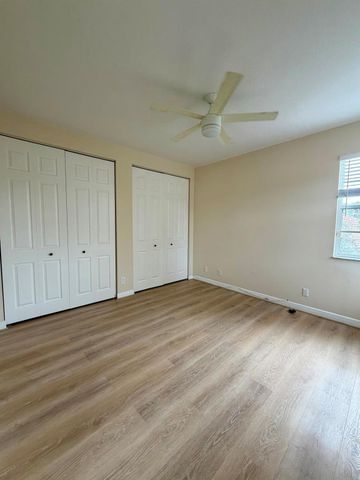 5684 Via De La Plata Circle, Delray Beach, FL 33484