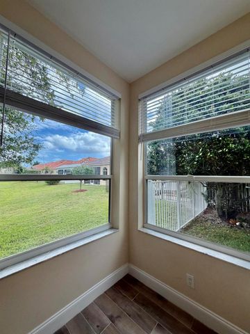 5684 Via De La Plata Circle, Delray Beach, FL 33484