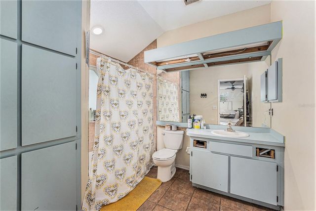 656 SOUNDVIEW DRIVE, Palm Harbor, FL 34683