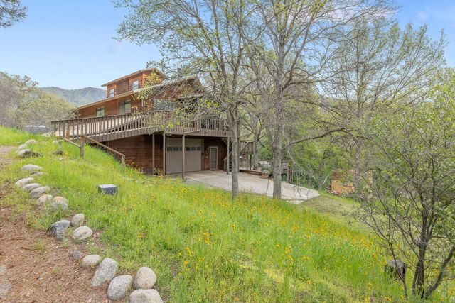 43677 Washburn Drive, Three Rivers, CA 93271