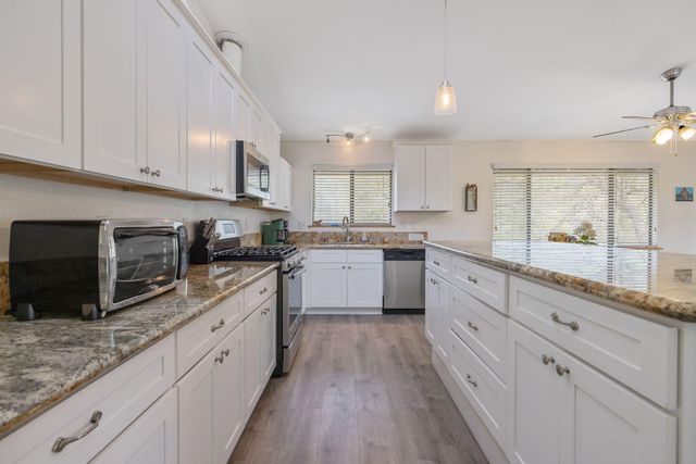 43677 Washburn Drive, Three Rivers, CA 93271