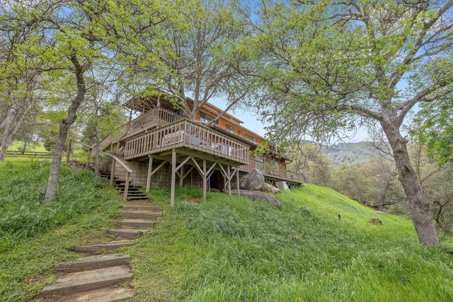 43677 Washburn Drive, Three Rivers, CA 93271