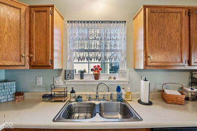 6 Kristelli Court, Brownsburg, IN 46112