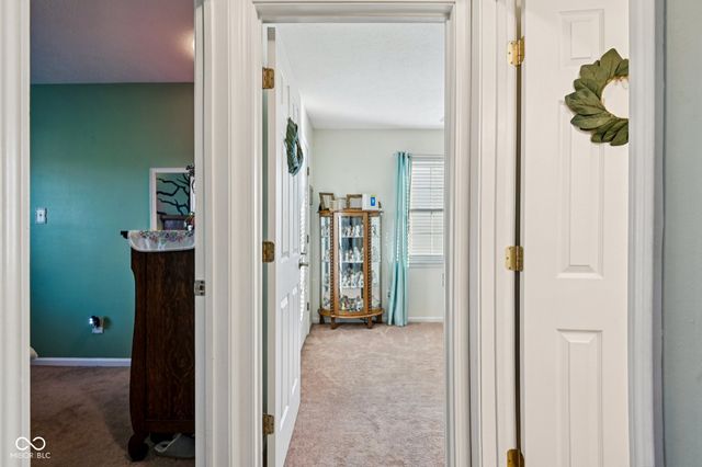 6 Kristelli Court, Brownsburg, IN 46112