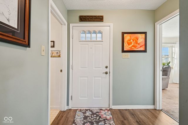 6 Kristelli Court, Brownsburg, IN 46112