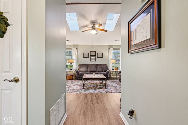 6 Kristelli Court, Brownsburg, IN 46112