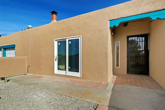 6 Verano Loop, Santa Fe, NM 87508