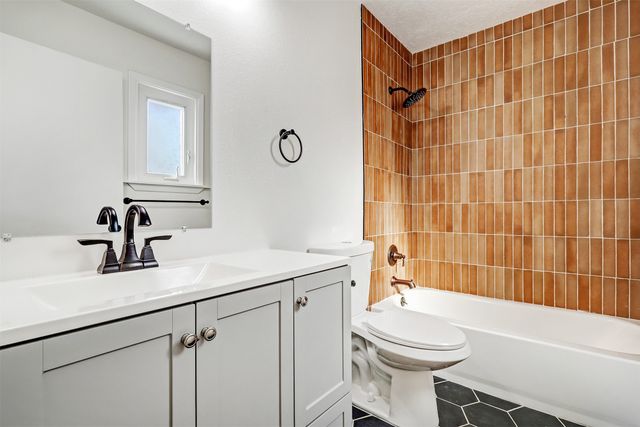 6 Verano Loop, Santa Fe, NM 87508