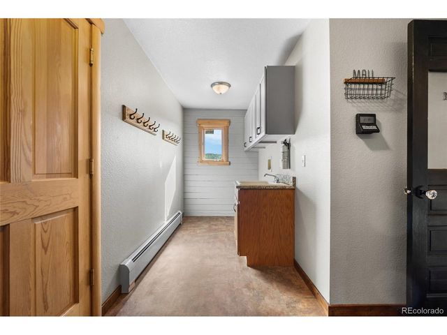 685 Jesse Ln, Bailey, CO 80421