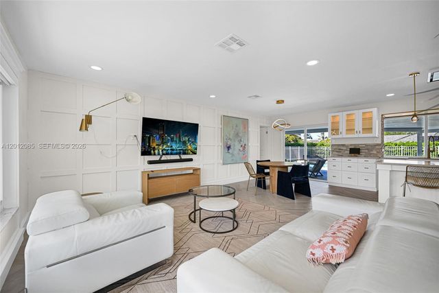 1001 NW 4th Court, Boca Raton, FL 33432