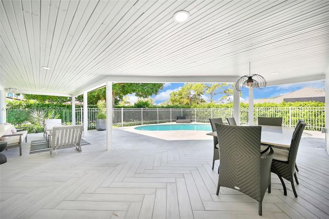 1001 NW 4th Court, Boca Raton, FL 33432