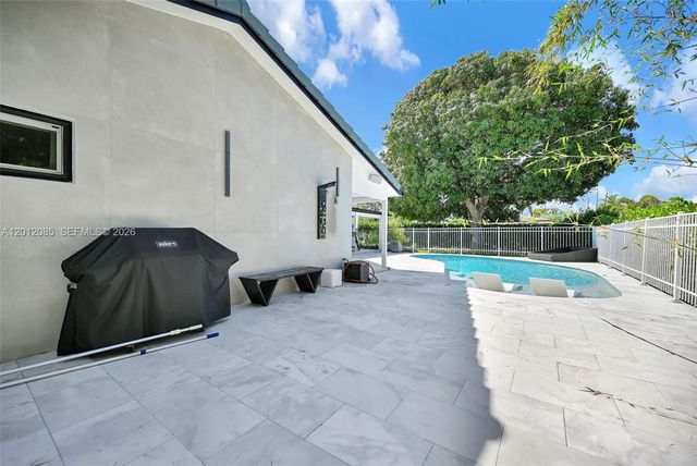 1001 NW 4th Court, Boca Raton, FL 33432