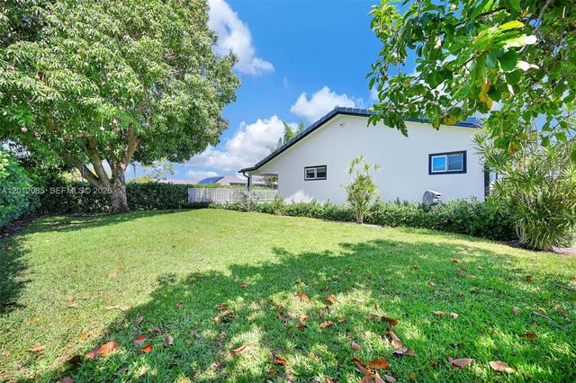 1001 NW 4th Court, Boca Raton, FL 33432