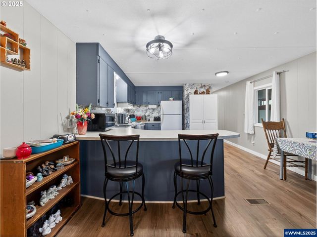 2902 E 2nd St 54, Newberg, OR 97132