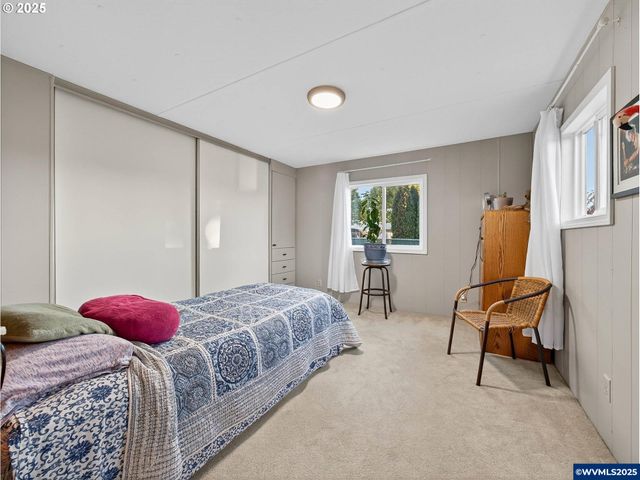 2902 E 2nd St 54, Newberg, OR 97132