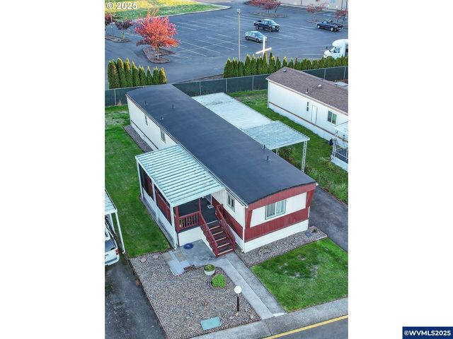 2902 E 2nd St 54, Newberg, OR 97132