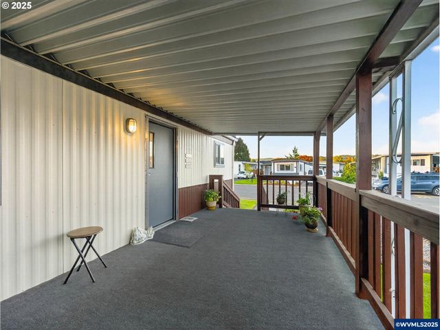 2902 E 2nd St 54, Newberg, OR 97132