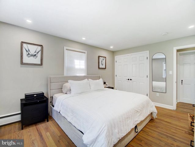 86 EXTONVILLE, Hamilton, NJ 08620