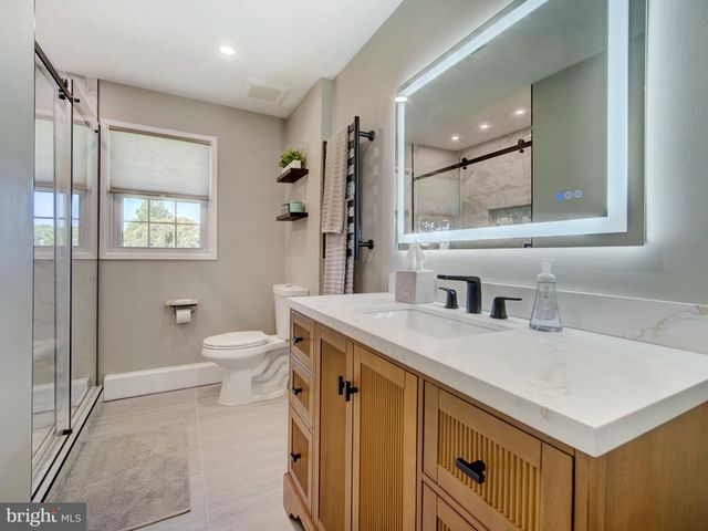 86 EXTONVILLE, Hamilton, NJ 08620
