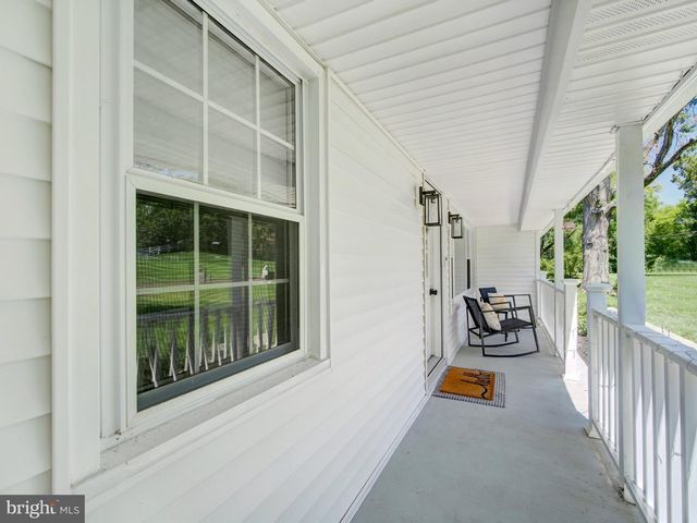 86 EXTONVILLE, Hamilton, NJ 08620