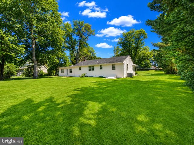 86 EXTONVILLE, Hamilton, NJ 08620