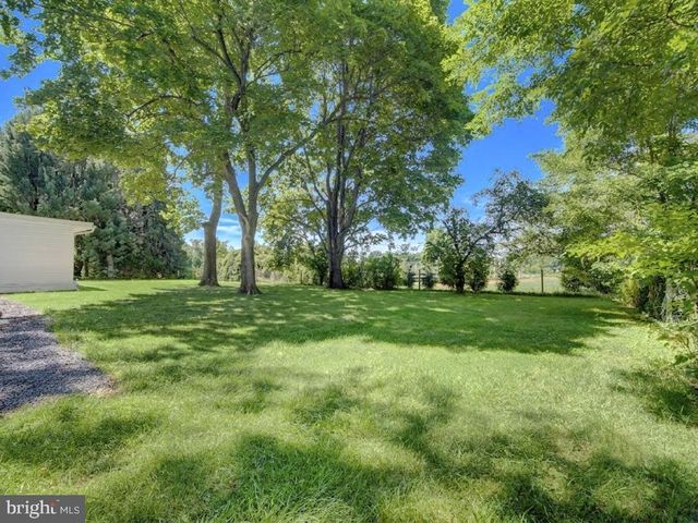86 EXTONVILLE, Hamilton, NJ 08620