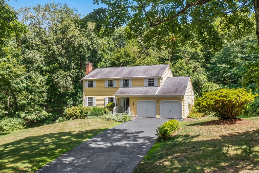 164 Tanglewood Lane, Fairfield, CT 06824