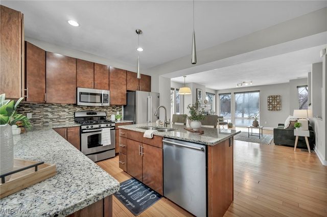 1399 Slate Court, Cleveland Heights, OH 44118