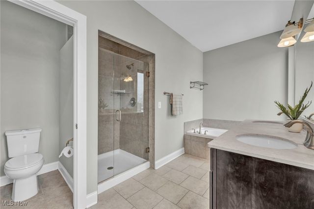 1399 Slate Court, Cleveland Heights, OH 44118