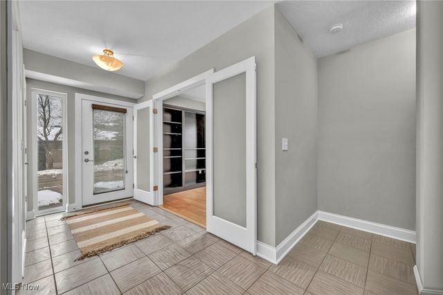 1399 Slate Court, Cleveland Heights, OH 44118