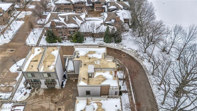 1399 Slate Court, Cleveland Heights, OH 44118