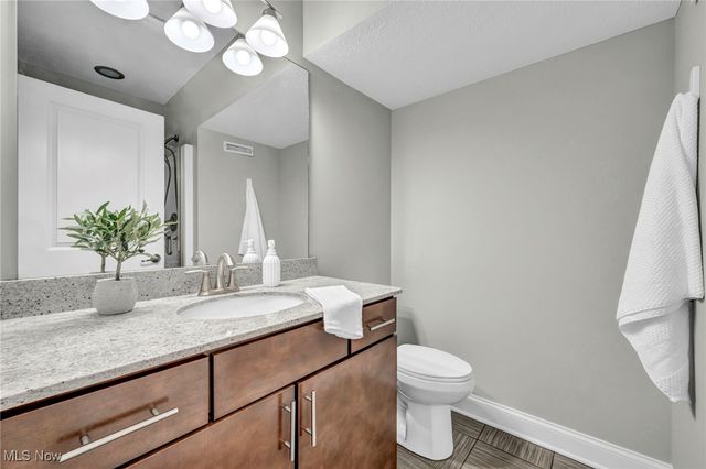 1399 Slate Court, Cleveland Heights, OH 44118