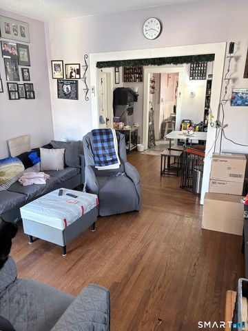 34 Stanley Street, Meriden, CT 06450