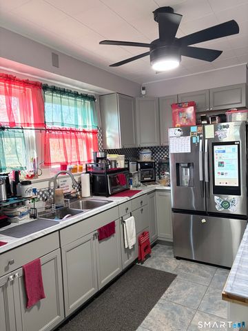 34 Stanley Street, Meriden, CT 06450