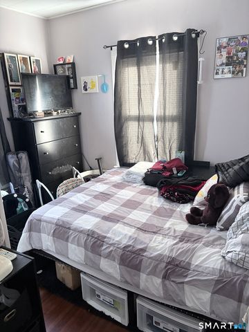 34 Stanley Street, Meriden, CT 06450