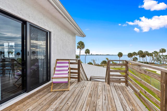 8309 S Indian River Drive, Fort Pierce, FL 34982